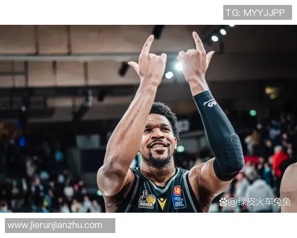 历届足球先生荣誉回顾与最佳球员成长轨迹分析